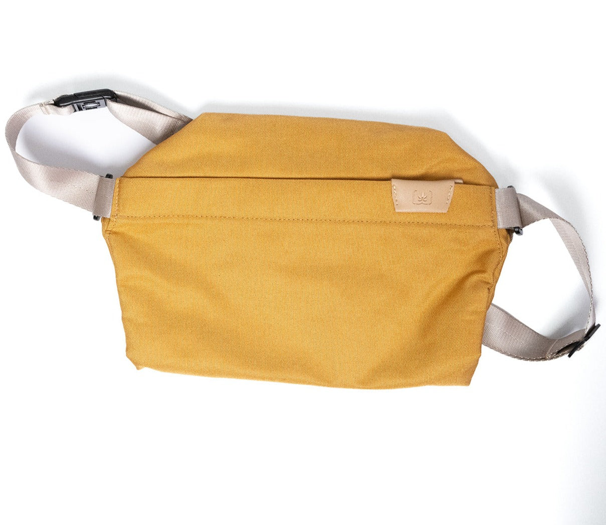 Spacious Gusseted Crossbody Bag with Adjustable Strap & Magnetic Clasp