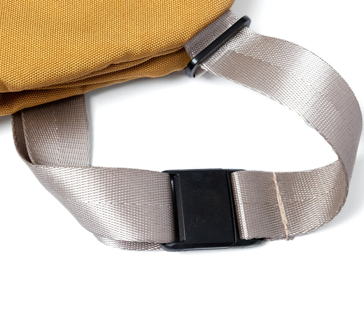 Spacious Gusseted Crossbody Bag with Adjustable Strap & Magnetic Clasp