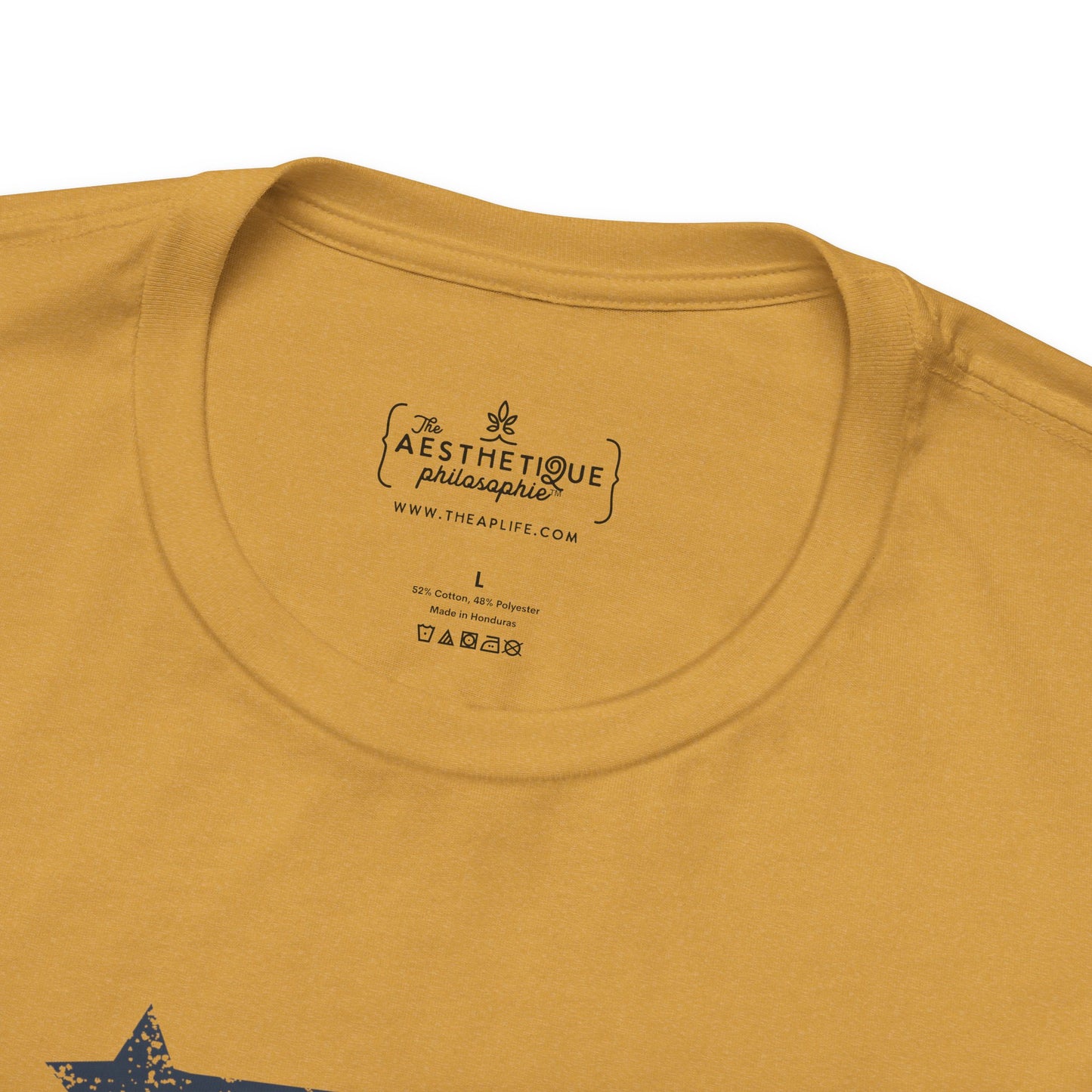 Vintage Script Graphic Tee - Perfect for Casual Wear
