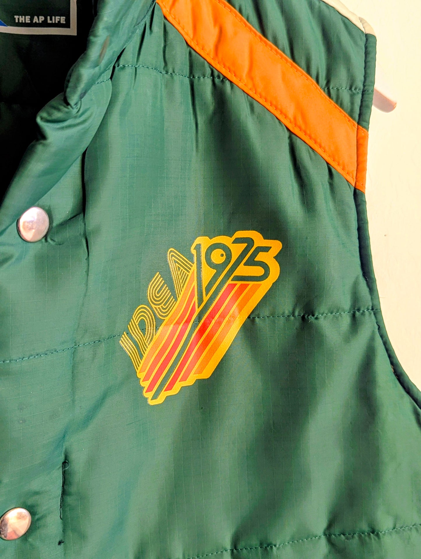 IDEA - 1975 - Adult Unisex (M) Dark Green Puffer Vest - Repurposed Rebels